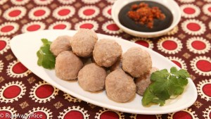 These tasty Vietnamese beef meatballs can be served as an appetizer with a dipping sauce or added to soups, noodles soups, stir frys and more!