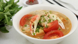 Crab Noodle Soup (Bun Rieu)