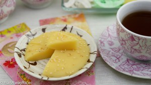Sweets for Lunar New Year: Mung Bean Pudding (Che Kho) | recipe from runawayrice.com