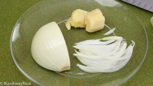 Making Chicken Congee: Step 1 | recipe from runawayrice.com