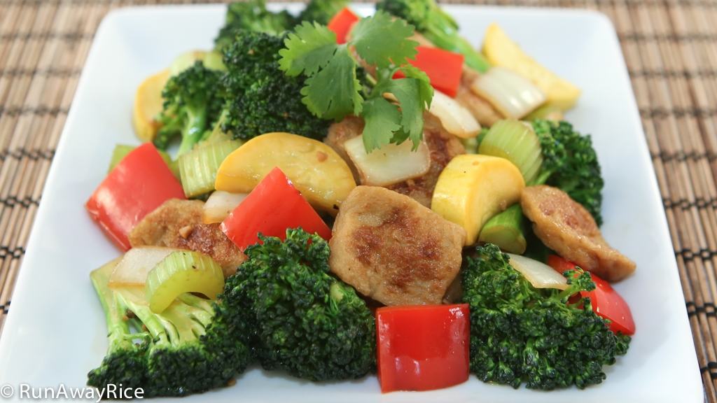 Stir-Fried Seitan (Mi Can) - Delicious and Healthy Stir-Fried Seitan and Vegetables | runawayrice.com