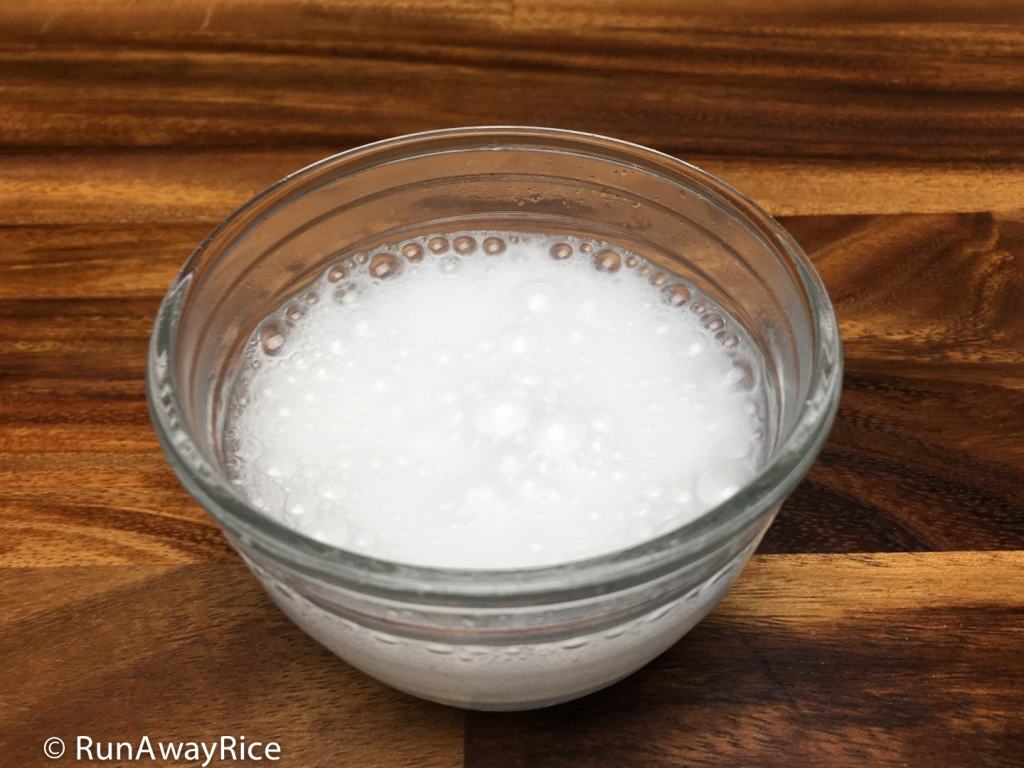 Test Baking Powder to See If It's Good | runawayrice.com