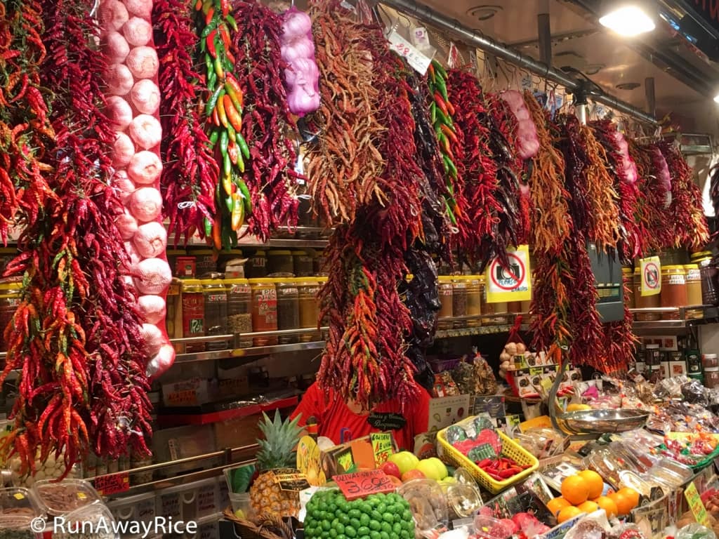 Assorted Dried Red Peppers at La Boqueria Market | runawayrice.com
