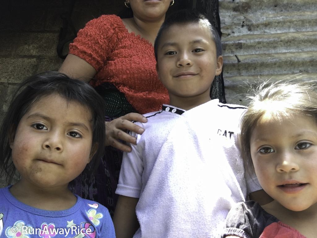 Adorable Guatemalan children | runawayrice.com