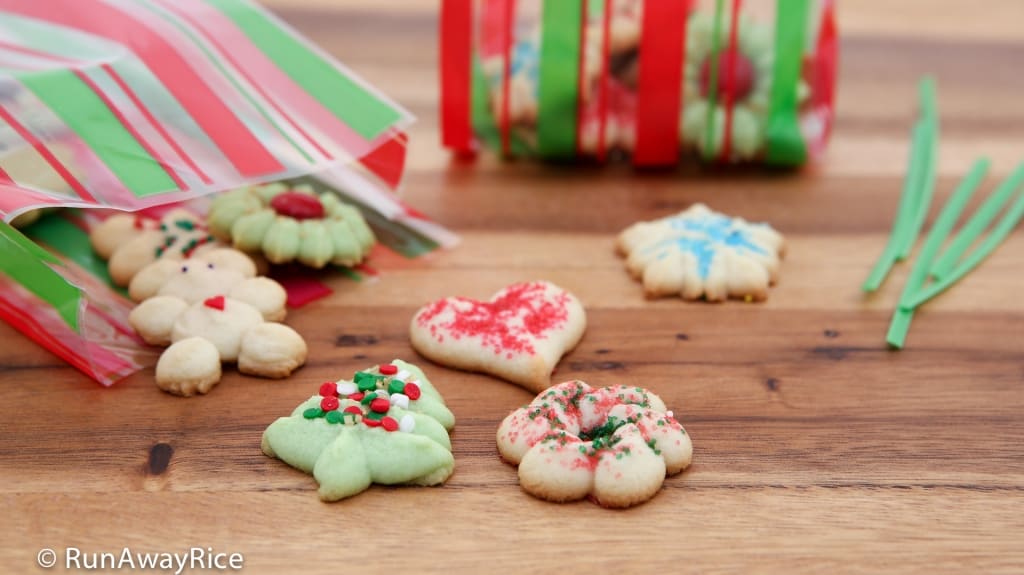 Holiday Butter Cookies (Banh Bo) - perfect sweet treats for gifting and sharing! | recipe from runawayrice.com