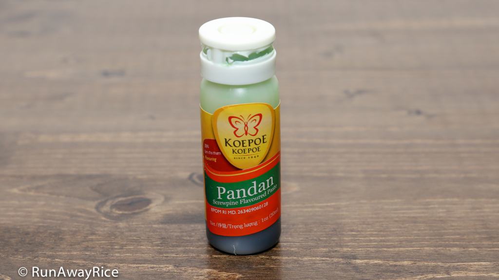 Pandan (Screwpine) Paste - Koepoe brand | recipe from runawayrice.com