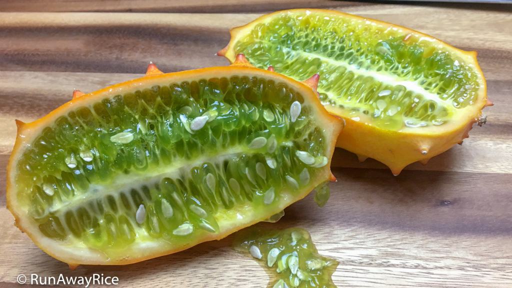 Kiwano Melon / Horned Melon - How to Eat This Exotic Fruit | runawayrice.com