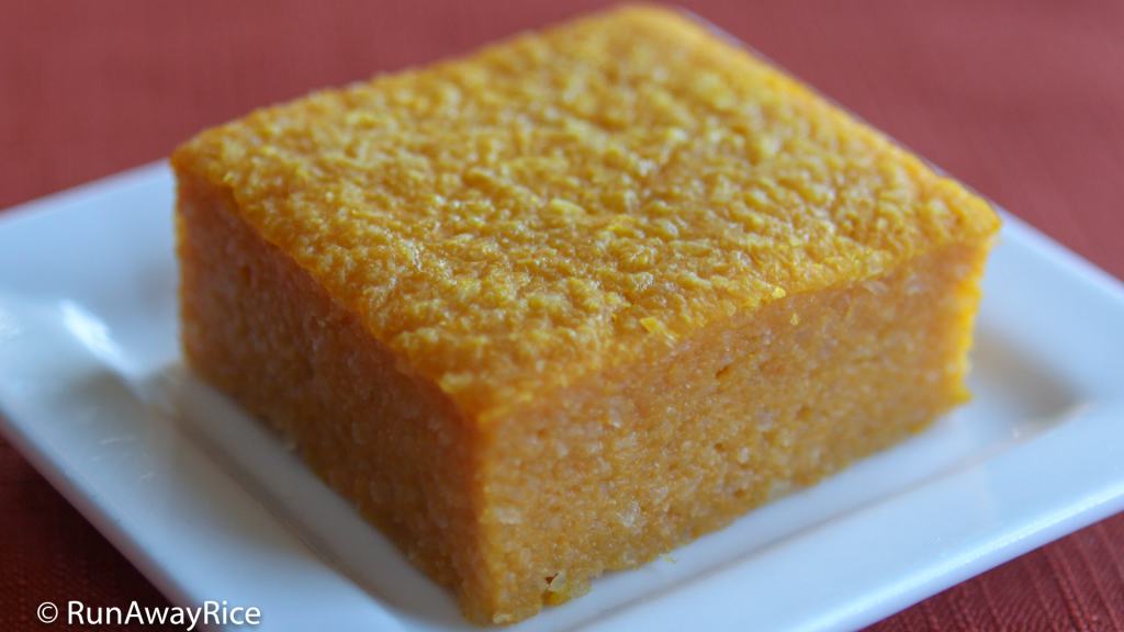 Pumpkin Cassava Cake (Banh Khoai Mi Bi Do) - Love the Flavors in This Cake | recipe from runawayrice.com