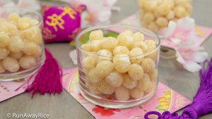 Candied Lotus Seeds (Mut Hat Sen) - Delicious Tet / Lunar New Year Treat! | recipe from runawayrice.com