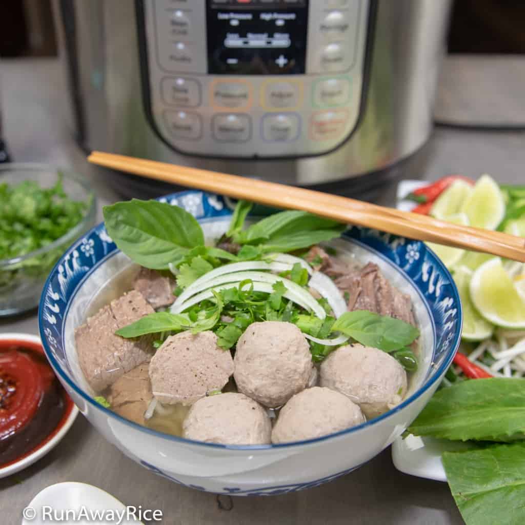 Instant Pot Beef Meatball Pho - Easy Recipe, Authentic Flavors | recipe from runawayrice.com