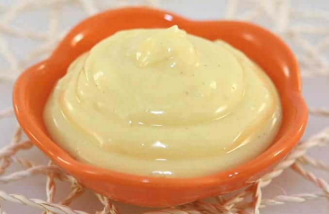 Delicious homemade mayo | recipe from runawayrice.com