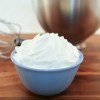 Whipped Cream Frosting (Kem Tuoi Lam Banh)