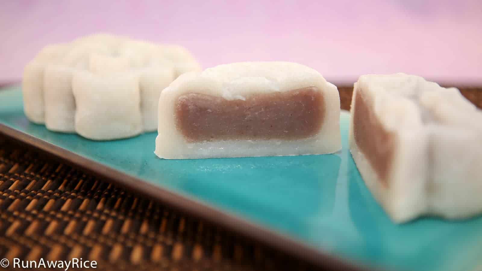 Snowskin Mooncake with Taro Root Filling