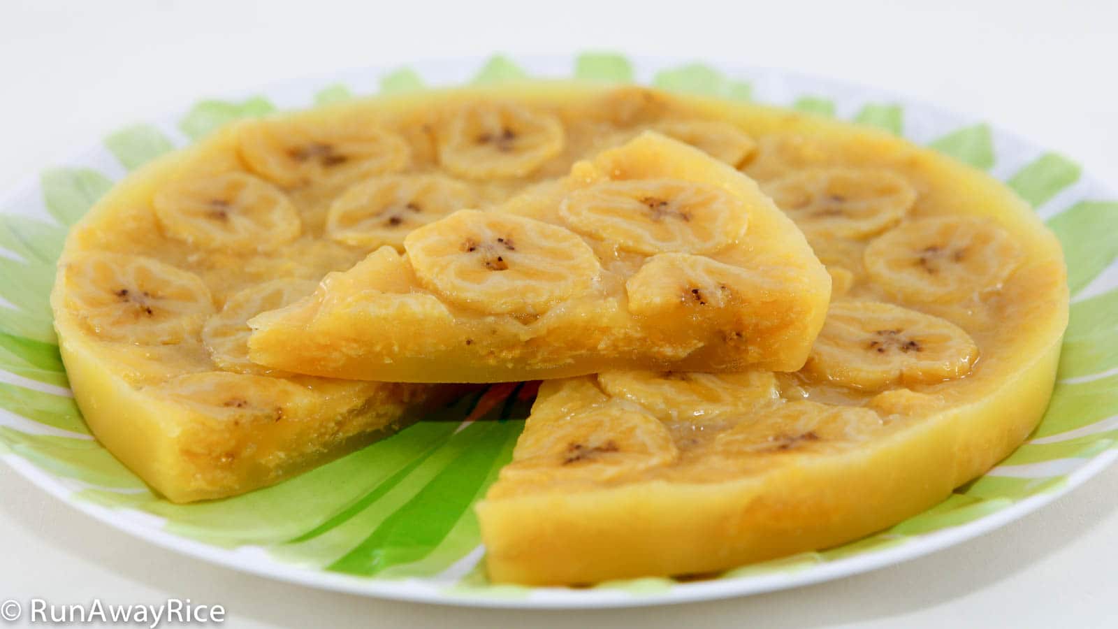 Thai dessert (Khanom chan), steamed layer sweet... - Stock Photo [60531063]  - PIXTA