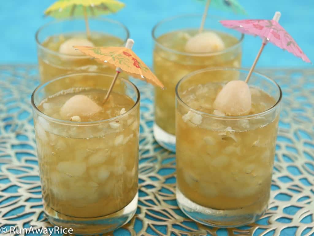 Jasmine Green Tea with Lychee Jelly | recipe from runawayrice.com