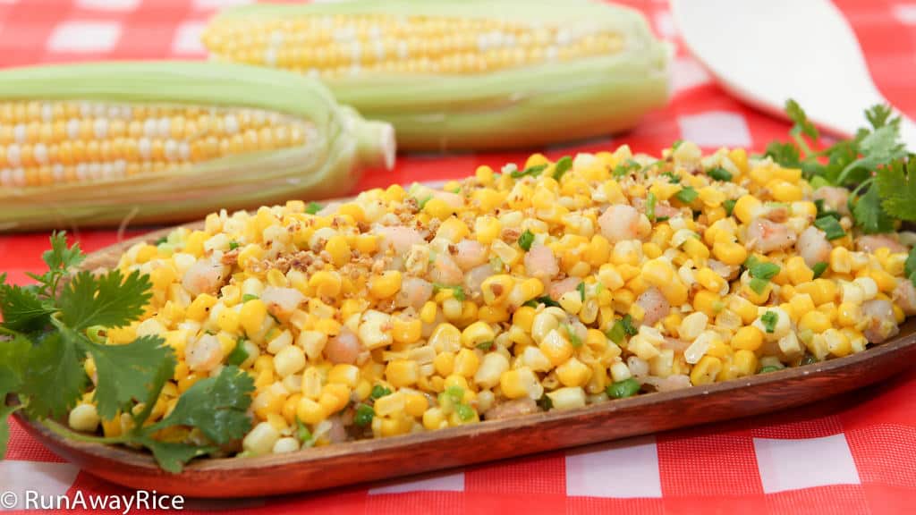 Sauted Summer Corn and Fresh Shrimp (Bap Xao Tom) - Enjoy summer's best flavors with this easy recipe! | runawayrice.com