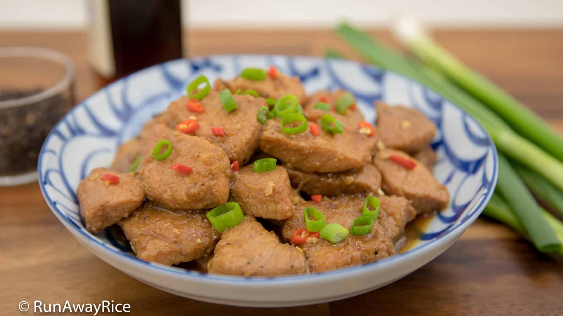 Braised Black Pepper Pork (Thit Kho Tieu) - Classic Vietnamese Dish | recipe from runawayrice.com