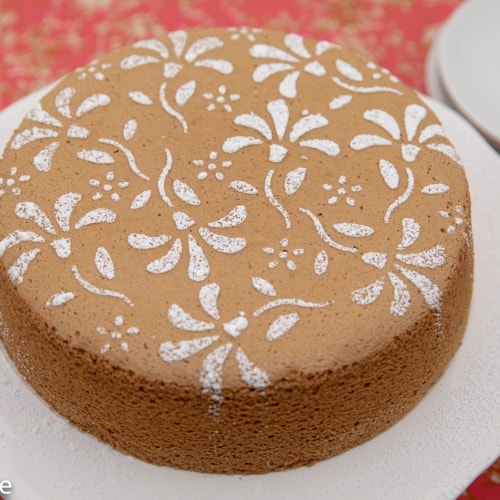 Chocolate Cotton Cheesecake / Japanese Cheesecake - Scrumptious Sponge Cake/Cheesecake Hyrid | recipe from runawayrice.com