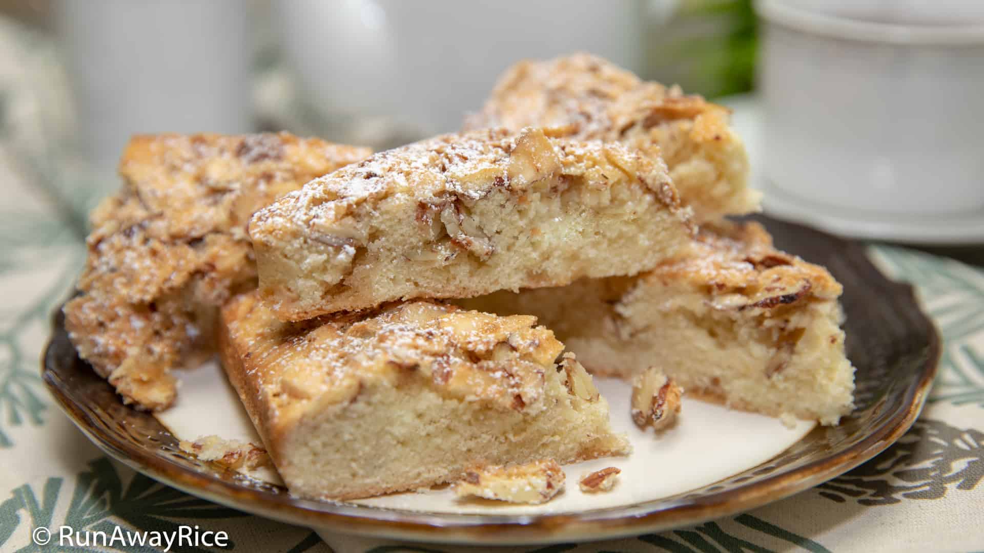 Swedish Visiting Cake Bars - Bake a Difference with OXO for Cookies for Kids' Cancer | recipe from runawayrice.com
