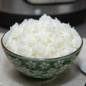 Perfect Instant Pot Jasmine White Rice - Just 5 Minutes Pressure Cook Time | recipe from runawayrice.com