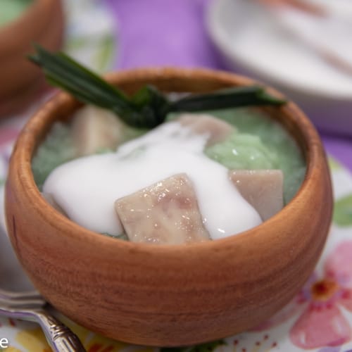 Taro Pudding (Che Khoai Mon) - Easy Instant Pot Recipe! | recipe from runawayrice.com
